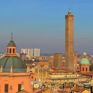 Apartamento La Montagnola Park 200m Stazione Centrale, Bolonia