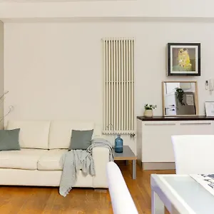 https://the-best-rent-apartment-near-navigli.italymilanhotels.net