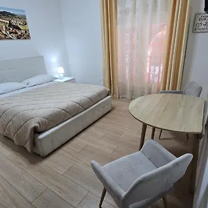 Nel Sole Monolocale Διαμέρισμα